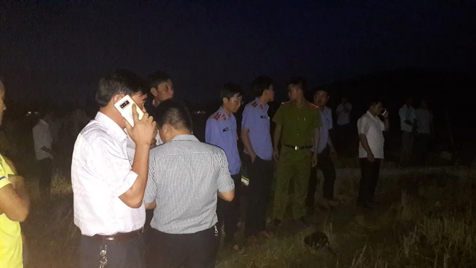 Hà Tĩnh: 4 người bị điện giật tử vong trên cánh đồng  ảnh 2