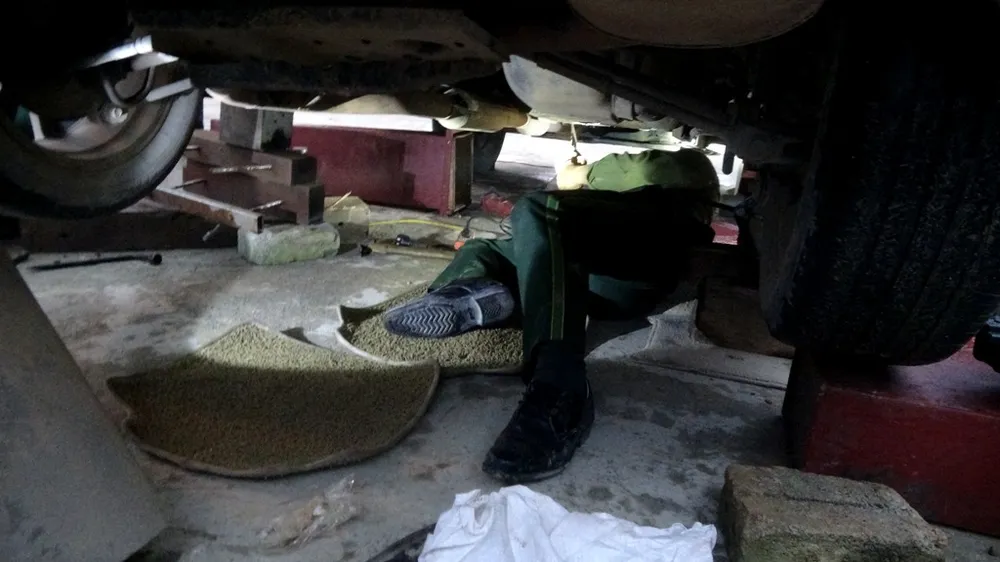 Bắt quả tang đối tượng vận chuyển 120 bánh heroin ảnh 3