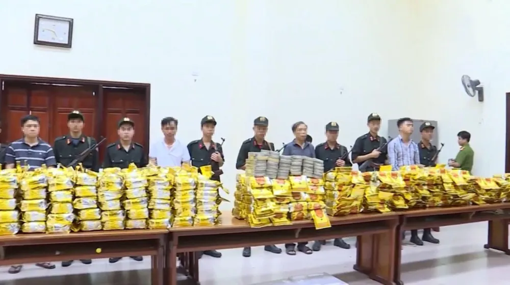 Tang vật ma túy đá và heroin bị bắt giữ