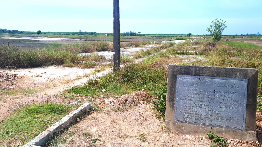 Hoang vắng ở cánh đồng muối Hộ Độ ảnh 13