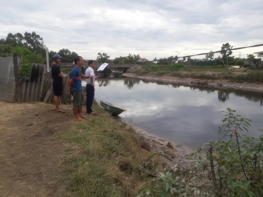 Đang tìm bắt cá sấu xuất hiện trên sông cầu Đông ở Hà Tĩnh ảnh 4