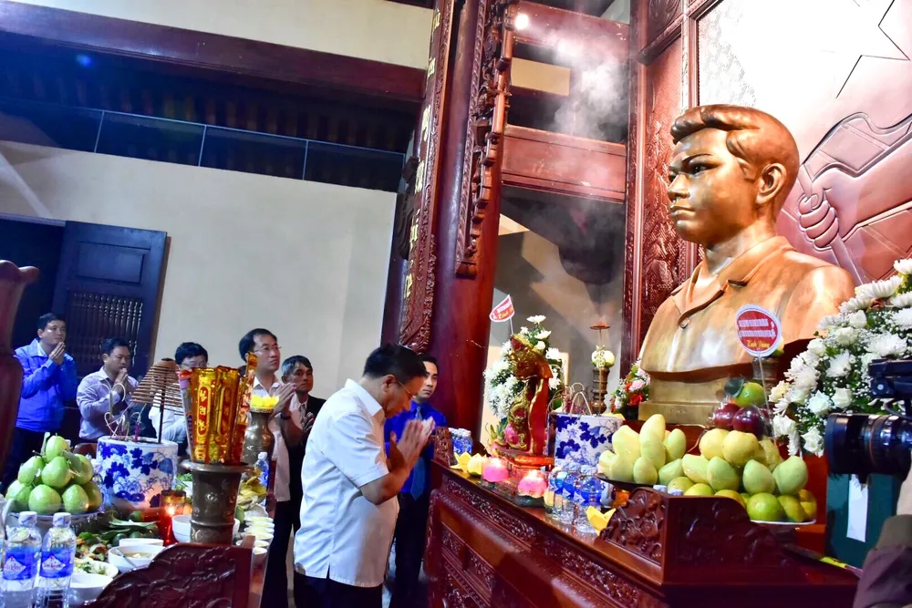 Lễ an vị tượng thờ Anh hùng liệt sĩ Lý Tự Trọng ảnh 1