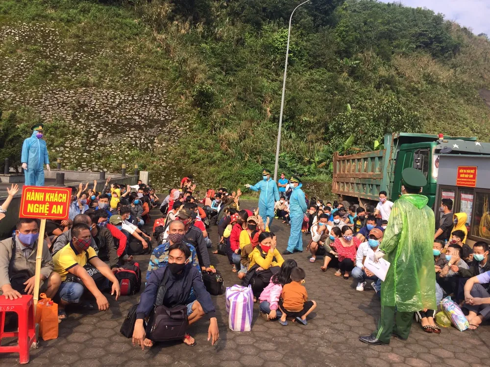 Kiểm soát chặt chẽ khu vực biên giới Việt - Lào nhằm ngăn chặn người dân vượt biên trái phép ảnh 6