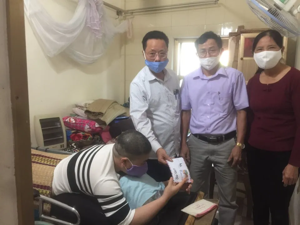 Báo SGGP trao 83,6 triệu đồng hỗ trợ các gia đình có hoàn cảnh khó khăn ảnh 5