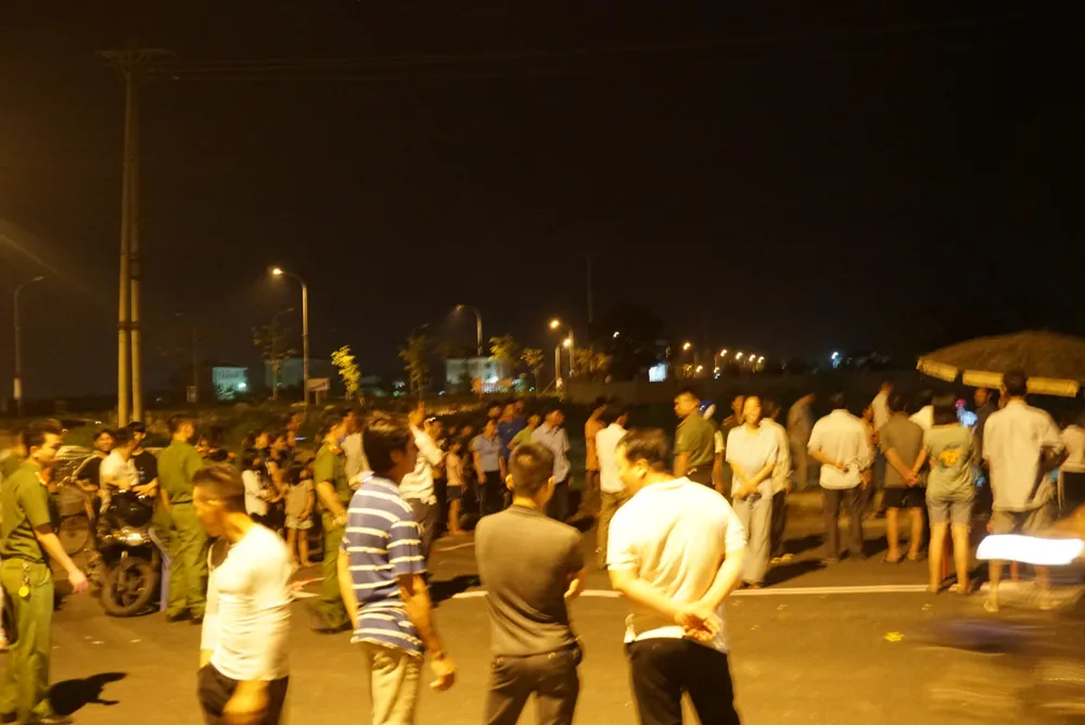 Phát hiện bé trai 4 tuổi tử vong dưới hố ga bên đường ảnh 2