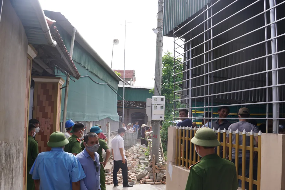 Điều tra vụ 3 người bị điện giật tử vong ở Hà Tĩnh ảnh 8