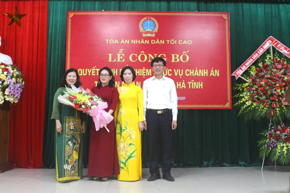 Công bố quyết định bổ nhiệm Giám đốc Công an tỉnh Hà Tĩnh ảnh 1 Công bố quyết định bổ nhiệm Giám đốc Công an tỉnh Hà Tĩnh ảnh 1