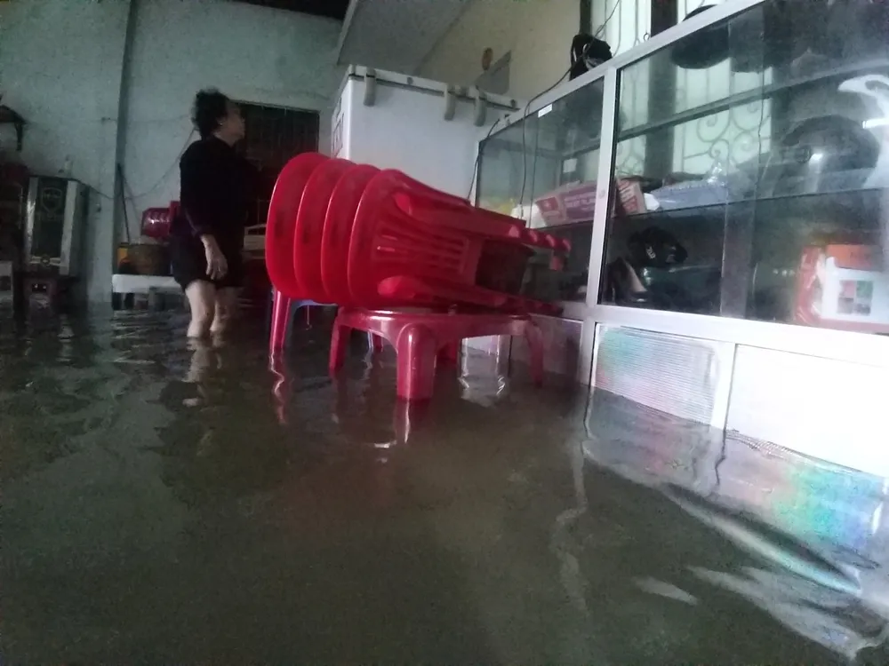 Hà Tĩnh lệnh sơ tán hàng ngàn hộ dân vùng hạ du hồ Kẻ Gỗ để đảm bảo an toàn ảnh 14