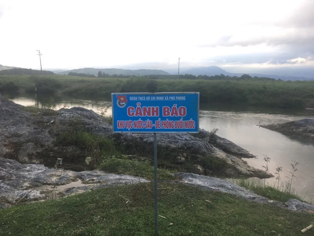 Tắm sông, 2 học sinh ở Hà Tĩnh chết đuối thương tâm ảnh 2 Tắm sông, 2 học sinh ở Hà Tĩnh chết đuối thương tâm ảnh 2