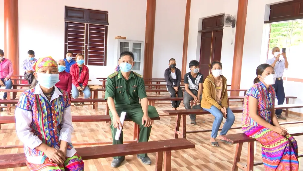 Bà con dân tộc Chứt ở bản Rào Tre vui đón Tết Lấp lỗ ảnh 4