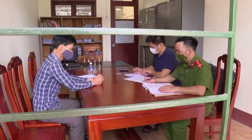 Hà Tĩnh: Phát hiện xác hổ đông lạnh nặng 160kg trong nhà dân ảnh 5