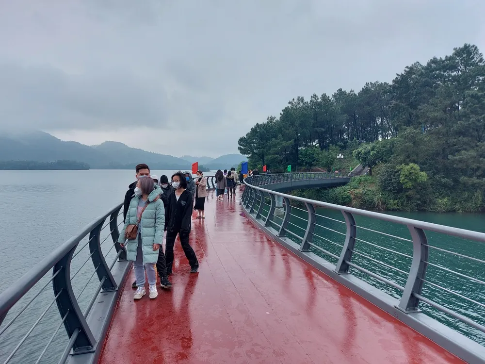 Hà Tĩnh: Các khu di tích đón khách du xuân đầu năm ảnh 7 Hà Tĩnh: Các khu di tích đón khách du xuân đầu năm ảnh 7