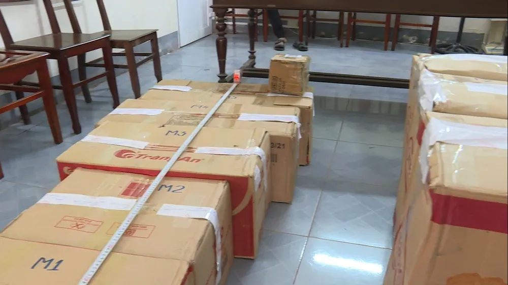 Hà Tĩnh: Bắt đối tượng tàng trữ trái phép 210kg pháo ảnh 4