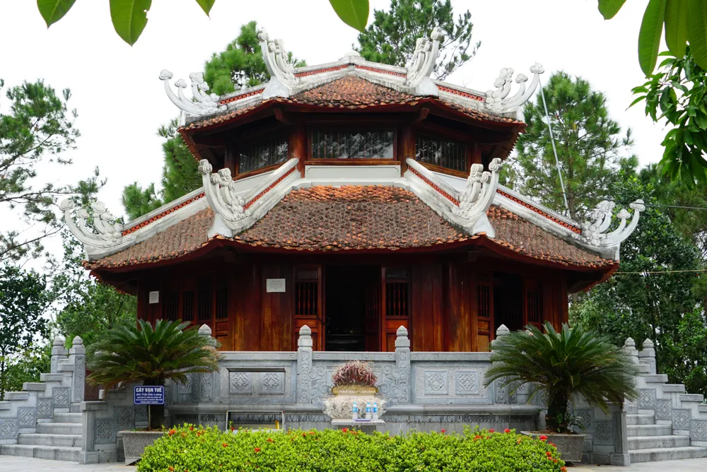 Hà Tĩnh: Thắp nến tri ân cố Tổng Bí thư Lê Duẩn ảnh 5