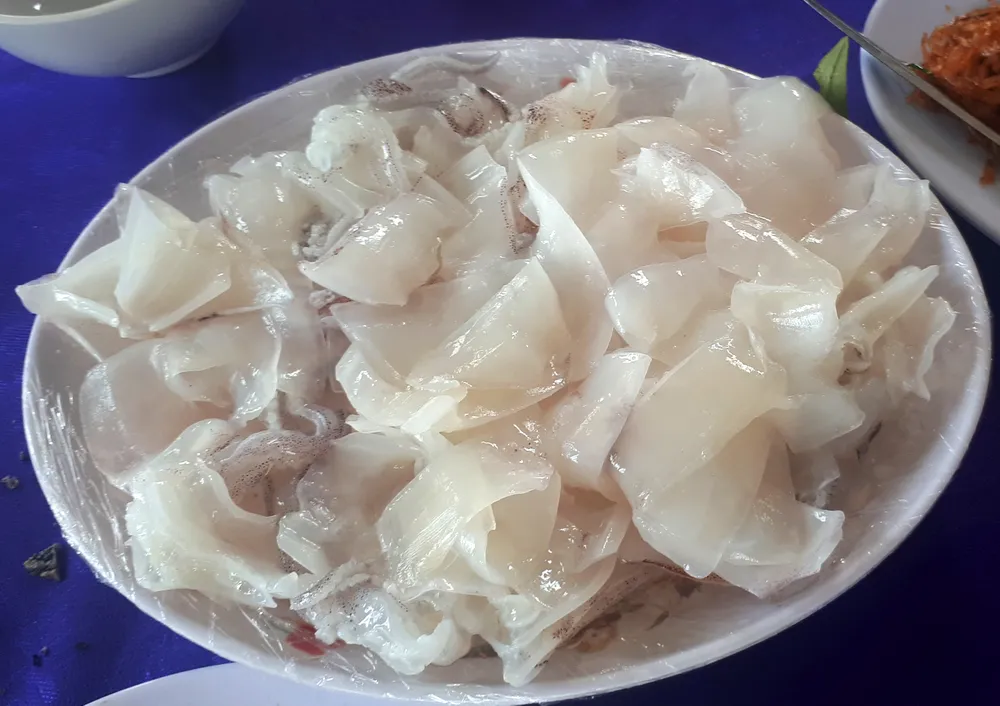 Hà Tĩnh: Mực nhảy Vũng Áng hấp dẫn du khách ảnh 24 Hà Tĩnh: Mực nhảy Vũng Áng hấp dẫn du khách ảnh 24