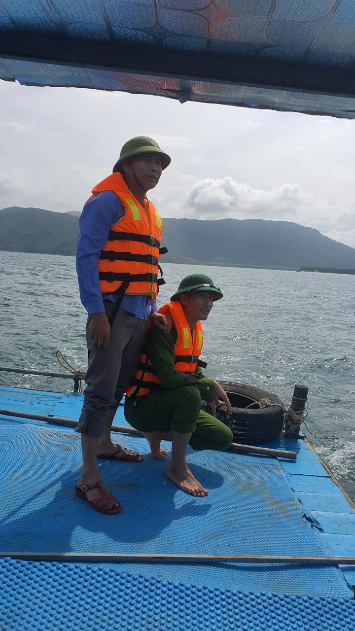 Hà Tĩnh: Nỗ lực tìm kiếm ngư dân mất tích trên biển ảnh 3