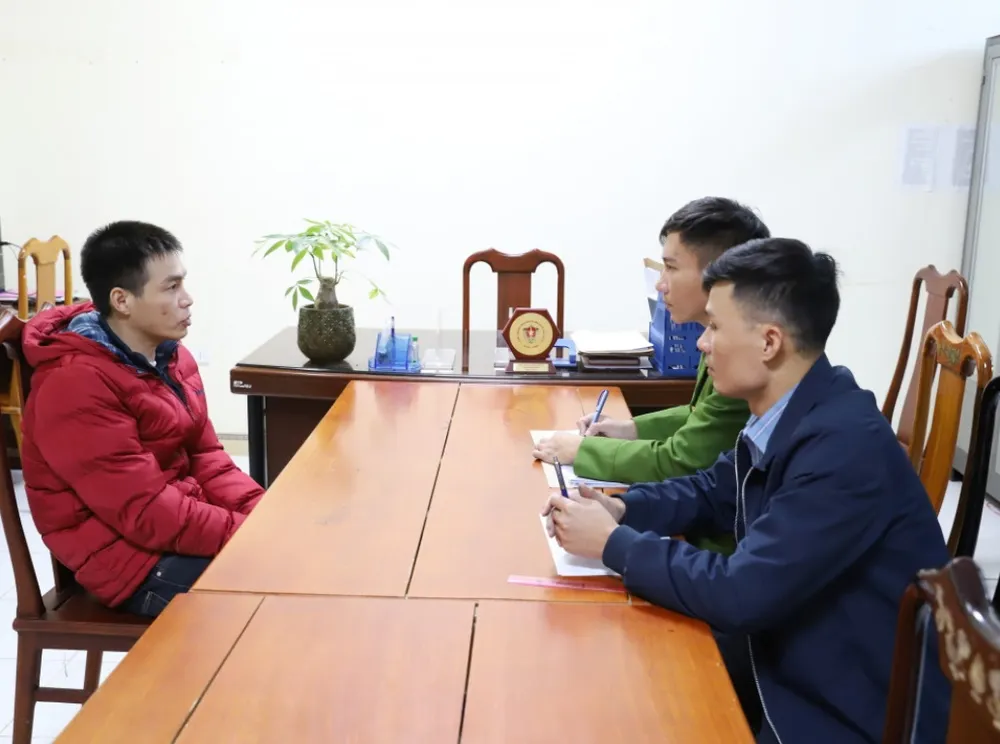 Cơ quan điều tra làm việc với đối tượng Lê Xuân Minh