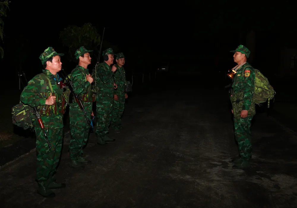 Lên đường thực hiện nhiệm vụ tuần tra, canh gác khu vực biên giới