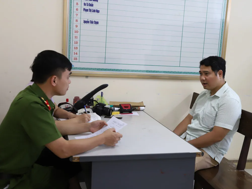 Cơ quan điều tra làm việc với đối tượng Nguyễn Thanh Tùng