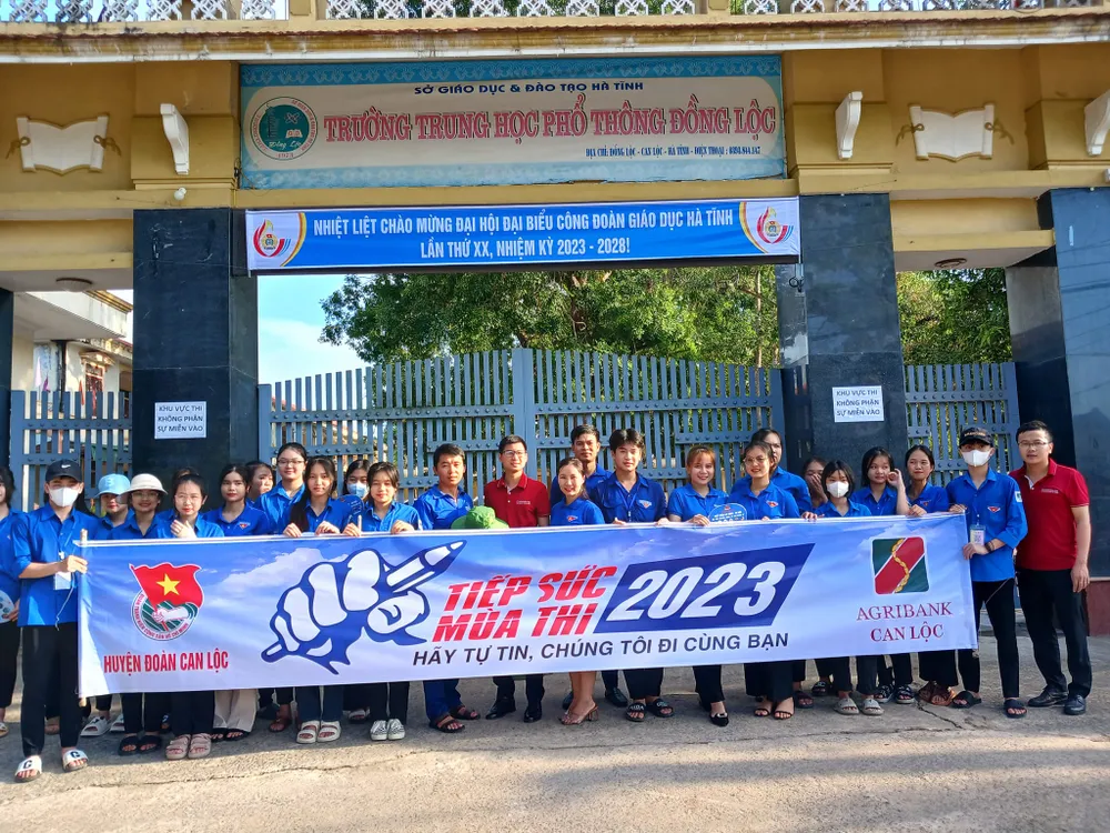 Điểm thi Trường THPT Đồng Lộc, nơi ông Ảnh tham gia kỳ thi tốt nghiệp THPT Điểm thi Trường THPT Đồng Lộc, nơi ông Ảnh tham gia kỳ thi tốt nghiệp THPT