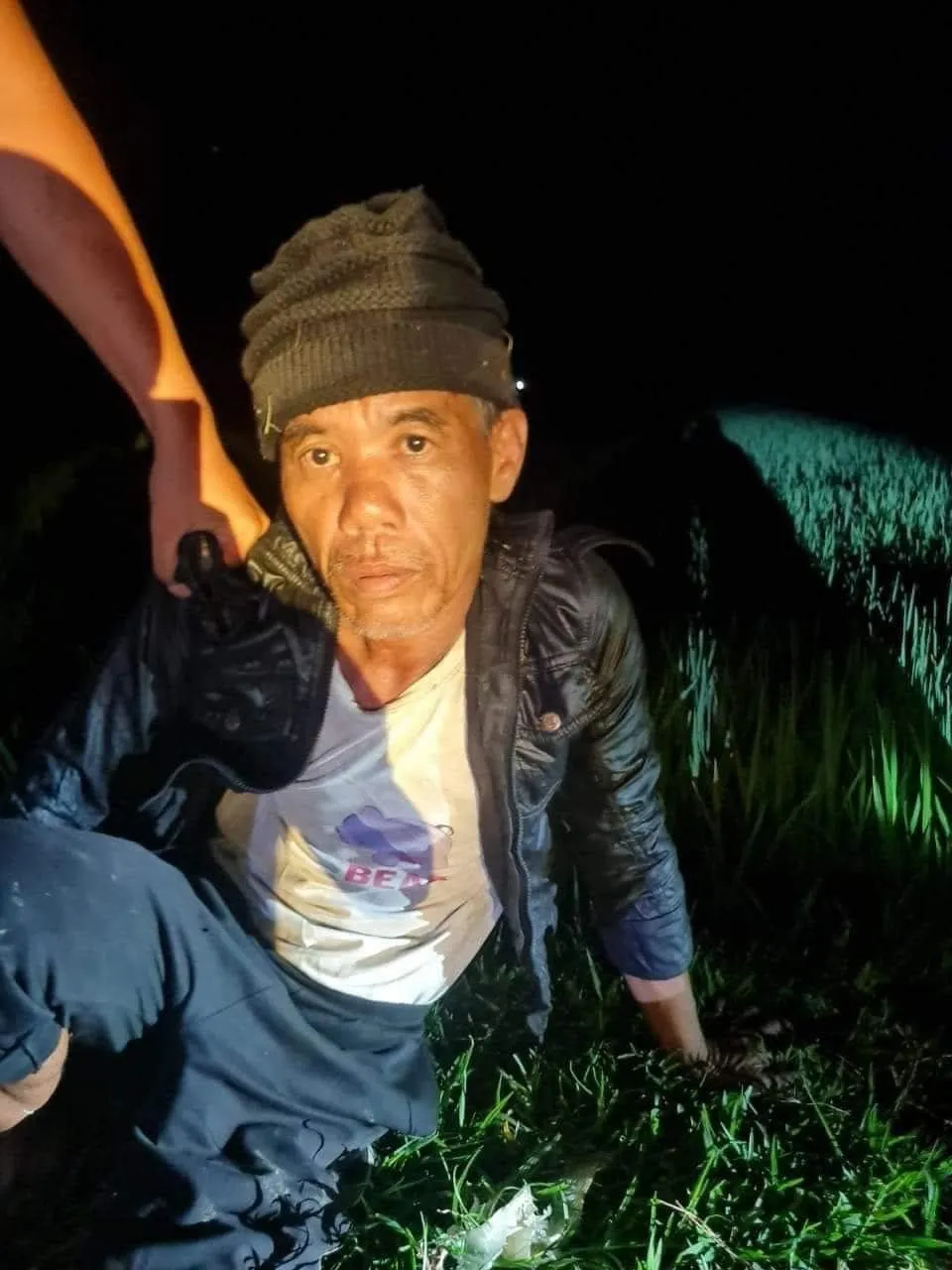 Đối tượng Lê Đình Thức bị bắt giữ tối 11-8. Ảnh: Công an Hà Tĩnh cung cấp