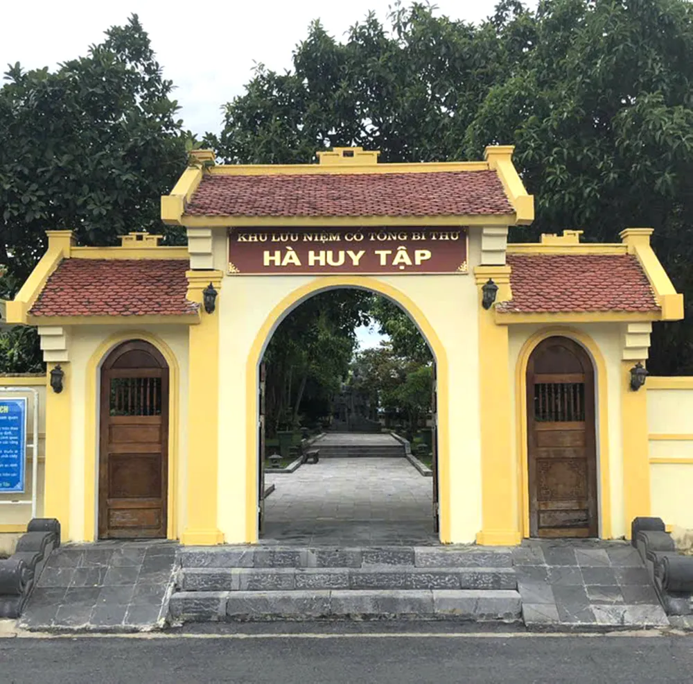 Khu lưu niệm Tổng Bí thư Hà Huy Tập z6650878691209_b0c380b5863fa337e14c9082482657f9.jpg