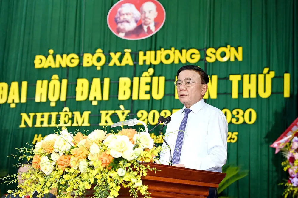 Thường trực Ban Bí thư Trần Cẩm Tú phát biểu chỉ đạo đại hội z6848588279045_5cf7bf002842e9b2964b1eace609d4e3.jpg
