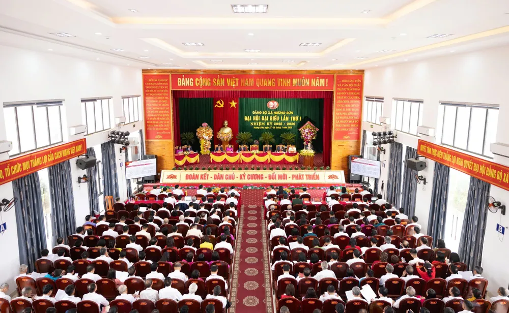Toàn cảnh đại hội z6848863638455_d13840cac89cebb6086abfec80527409.jpg
