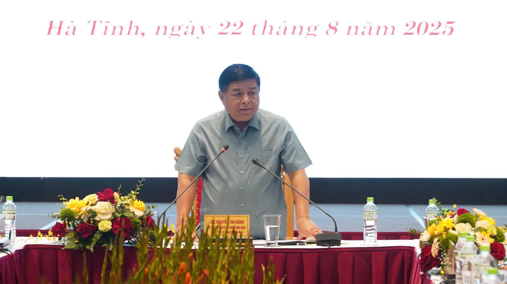 Phó Thủ tướng Chính phủ Nguyễn Chí Dũng phát biểu tại buổi làm việc z6933423592691_8d2de2878e803a00fc6e1fc630c92b2c.jpg