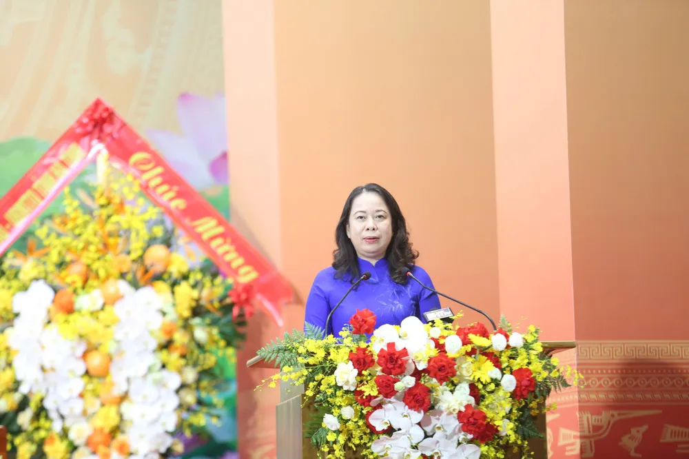Đồng chí Võ Thị Ánh Xuân, Ủy viên Trung ương Đảng, Phó Chủ tịch nước, Phó Chủ tịch thứ nhất Hội đồng Thi đua - Khen thưởng Trung ương phát biểu tại đại hội aaa.jpg
