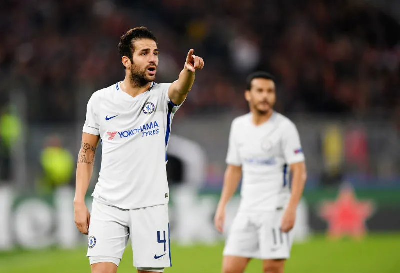 Cesc Fabregas thất vọng ở trận thua tại Roma hôm giữa tuần. Ảnh: Getty Images