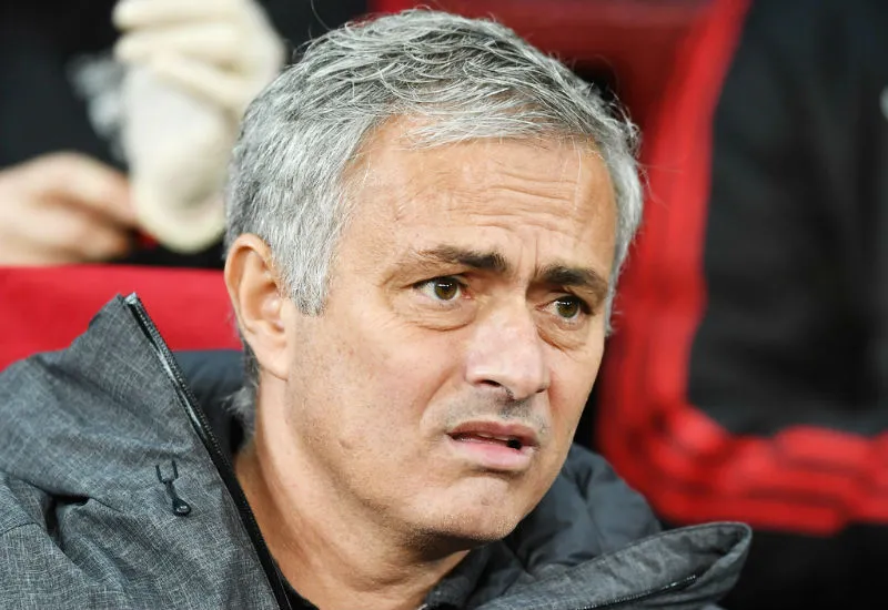 Jose Mourinho nhận thức rõ khó khăn trong mục tiêu thành công tại bóng đá Anh. Ảnh: Getty Images