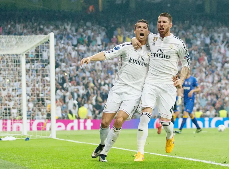 Ronaldo (trái) và Ramos đang bất đồng. Ảnh Getty Images