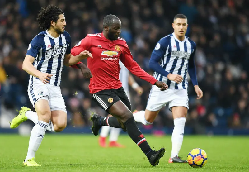Romelu Lukaku (giữa) tiếp tục nổ súng để giúp Man.United chiến thắng. Ảnh: Getty Images