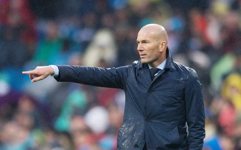 Thầy trò Zidane thật sự bất lực trong cuộc đua vô địch. Ảnh: Getty Images.