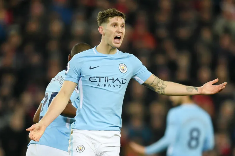 Sự hoảng loạn của John Stones và hàng phòng ngự đã khiến Man.City sụp đồ chóng vánh. Ảnh: Getty Images