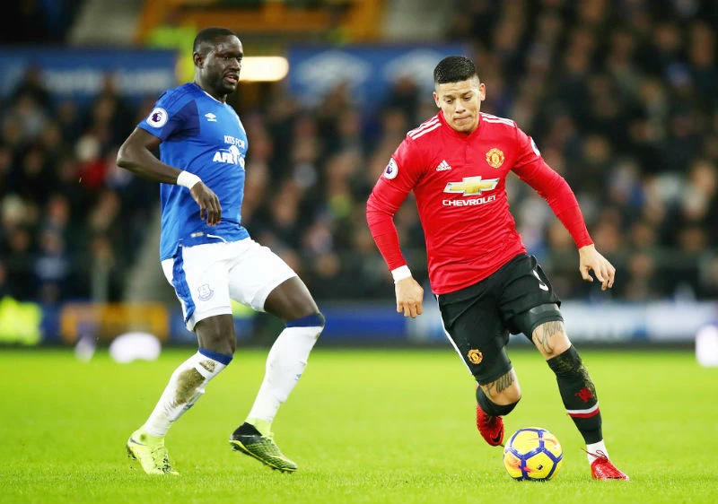 Marcos Rojo (phải) đang nhận được sự tin tưởng của HLV Jose Mourinho. Ảnh: Getty Images 