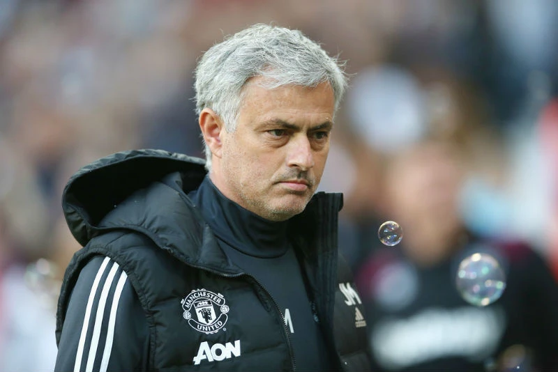 HLV Jose Mourinho luôn “thủ sẵn” những chỉ trích cầu thủ sau một màn trình diễn thất vọng. Ảnh: Getty Images 