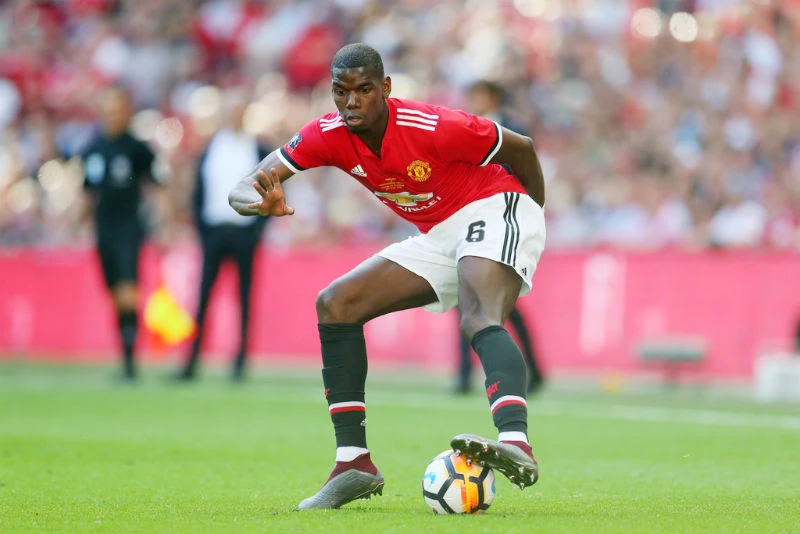 Paul Pogba trong một nỗ lực biểu diễn kỹ năng. Ảnh: Getty Images 