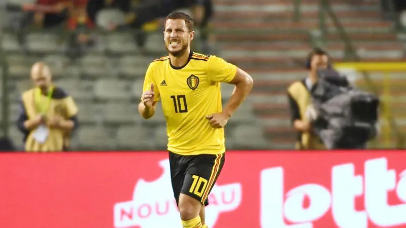 Vẻ mặt khá đau đớn của Eden Hazard. Ảnh: Getty Images 