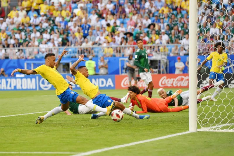 Brazil - Mexico 2-0: Neymar tỏa sáng, Brazil lần thứ 7 liên tiếp vào tứ kết ảnh 1 Brazil - Mexico 2-0: Neymar tỏa sáng, Brazil lần thứ 7 liên tiếp vào tứ kết ảnh 1
