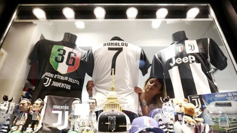 Ronaldo đến Juve “báo hại” cuộc sống hàng ngàn người ảnh 1 Ronaldo đến Juve “báo hại” cuộc sống hàng ngàn người ảnh 1