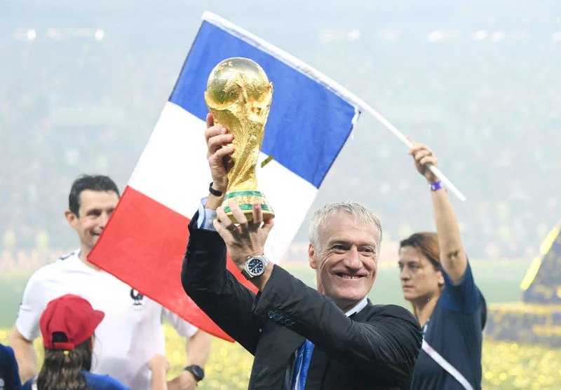 HLV Didier Deschamps luôn tin đội tuyển của ông xứng đáng là nhà vô địch. Ảnh: Getty Images