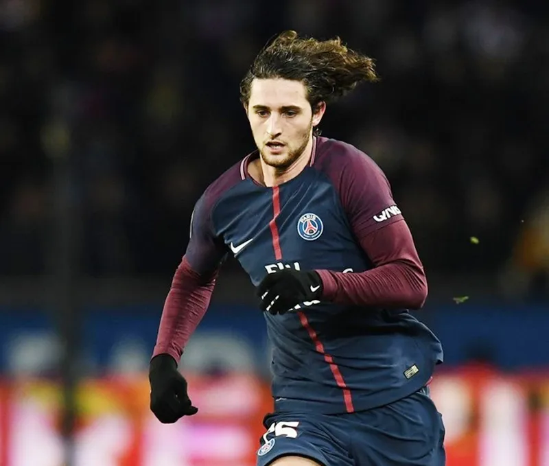Rabiot đang là cầu thủ mà Messi cùng với Suarez muốn đem về Barca. Ảnh Getty Images.