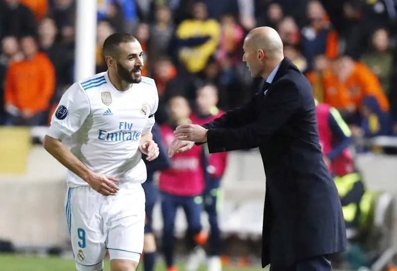 Zidane luôn hết mực bảo vệ Benzema khi còn dẫn dắt Real. Ảnh Getty Images.