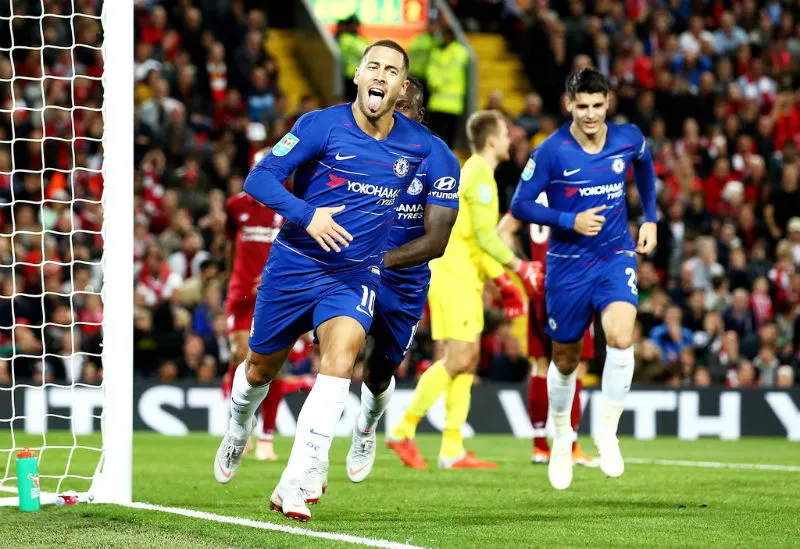 Eden Hazard mừng bàn thắng quyết định giúp Chelsea chiến thắng. Ảnh: Getty Images