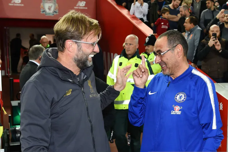 HLV Maurizio Sarri (phải) vẫn dành đánh giá rất cao cho Liverpool của Jurgen Klopp. Ảnh: Getty Images