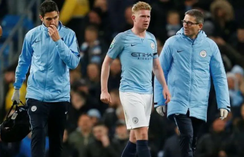 Kevin De Bruyne dính chấn thương đầu gối khác. Ảnh: Getty Images 