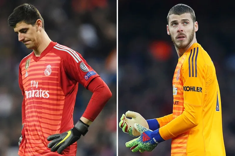 Thibaut Courtois (trái) từ chối trao đổi với David De Gea. Ảnh: The Sun
