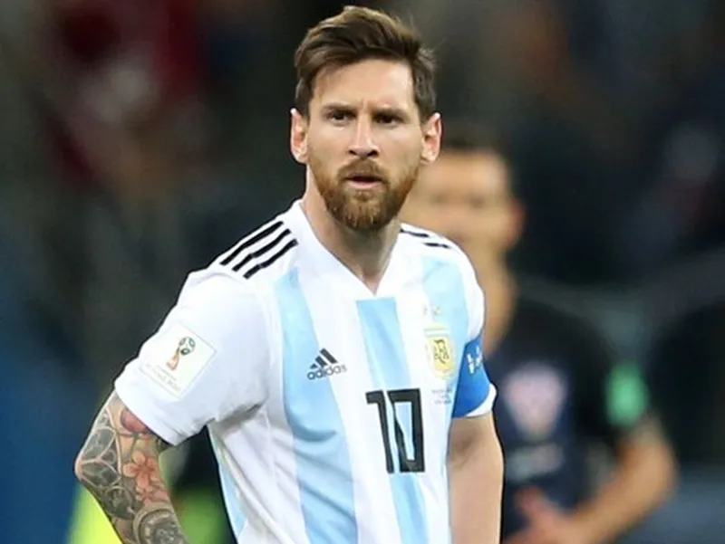 “Cô đơn” ở La Liga, Messi bất ngờ công bố kế hoạch giải nghệ ảnh 1 “Cô đơn” ở La Liga, Messi bất ngờ công bố kế hoạch giải nghệ ảnh 1